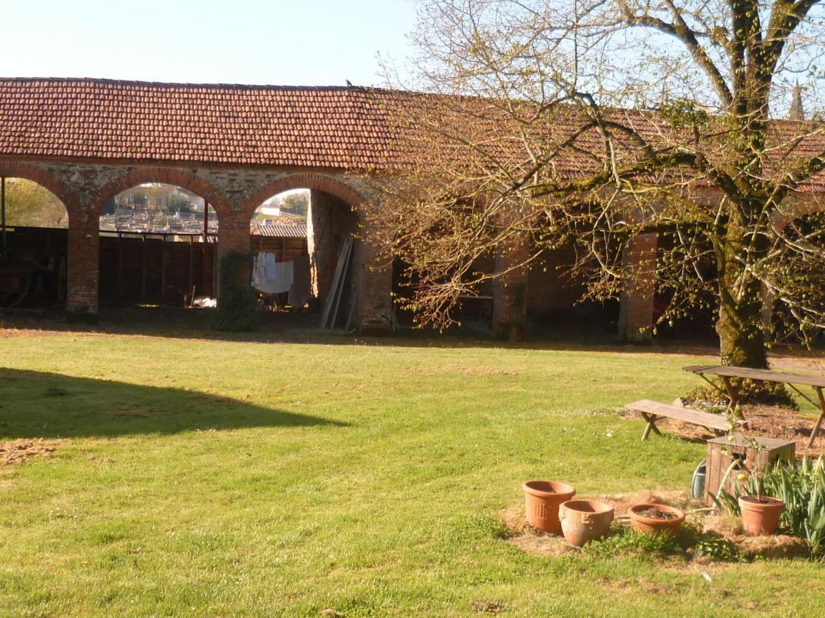 Bed and Breakfast Le Logis Les Pineaux Exteriér fotografie