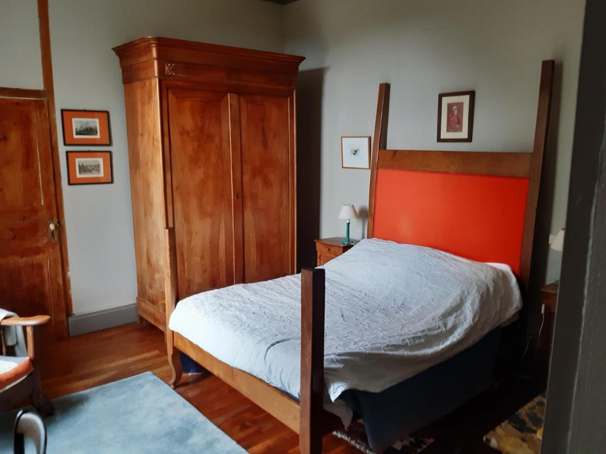 Bed and Breakfast Le Logis Les Pineaux Exteriér fotografie